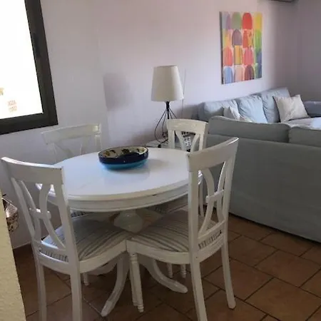 Pueblo Evita. Stunning Sea And Mountain Views, Close To Amneties. Apartamento *