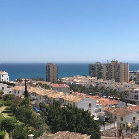 Pueblo Evita. Stunning Sea And Mountain Views, Close To Amneties. Apartamento Benalmádena